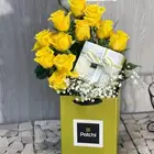 أصفر يضيء اليوم.. وشوكولاتة ت ذيب القلب