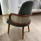 كراسي وطاولات