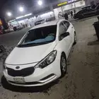 كيا سيراتو 2015 ممتازه لا تحتاج الي شئ للبيع العاجل