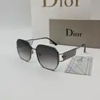 نظارات شمسية نسائي فخمه.