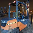 رافعه شوكيه للايجار