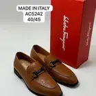 شوزات سلفاتوري فيراغامو