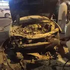 سيارة تشليح تسببت لحريق من الامام كما موضح في الصوره