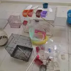 أقفاص نظيفه للبيع بكامل ملحقاتها