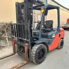 رافعة شوكية فوركلفت إيجار شهري يومي مشاوير اتصال
