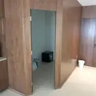 أبواب خشب وديكور