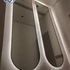 مرايا مع إضاءات وبرواز اسود