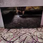 شاشه ذكيه 50 بوصه نظيفه جدا السعر على السوم