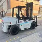للإيجار For رافعات شوكية بجميع اrent forklifts of all sizes