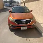 سياره كيا اسبورتاج الموديل 2011 الممشي 380 فل كامل