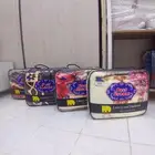 بطانيات ومفارش ومخدات