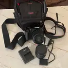 كاميرا EOS1200 Canon بحاله ممتازه وجميع محتوياتها الأصلية كا