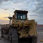بلدوزرات للايجار