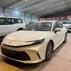 كامري 2025 E ابيض استاندر مطور   عرض خاص اقل سعر فالسوق بطاق