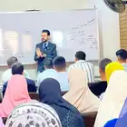 مدرس المواد القانونية و الشرعية