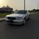 لكزس موديل 200 ماشي 400 الف