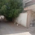 بيت للبيع 3 ادوار حي اليمامه شارعين البيع 460 الف