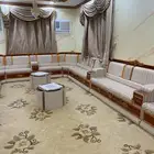 كنب نظيف جدا  وشغل ممتاز مقاس 8  4 مع الفرشه وثلاث ستاير وطاو