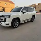 تويوتا لاندكروزر جي اكس آر 2023