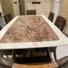 طاولة طعام رخام