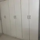 دولاب نظيف كبير