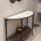 مدخل مع مرايا