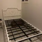 سرير نفر جديد وعلى السوم