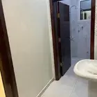شقة عزاب غرب الدايري بالعزيزية