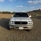 لاندكروزر مديل 2002