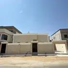 للبيع دور مستقل على مساحة ارض كامله شمال الخميس