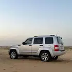 شيروكي 2010 فل كامل للبيع