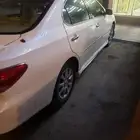 للبيع ليكزس es300 موديل 2005