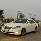 للبيع لكزس es 350 موديل 2011