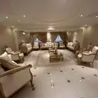 مجلس ملكي للبيع