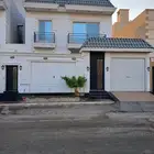 للبيع فيلا في حي الرحمانية