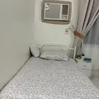 دولاب كبير وسرير