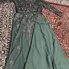 فستان نسائي