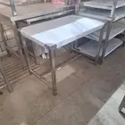 تفصيل طاولات ستيل