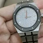 ساعة سويسرية الماس من الدهام
