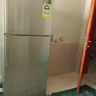تلاجة نضيفه جدااا استخدام بسيط