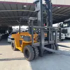 رافعة شوكية كتربيلر