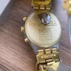 ساعتين نساء للبيع