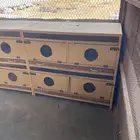 حضانات صوص العدد 2 دورين ورفرف تنظيف