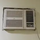 مكيف شباك بحالة ممتازة