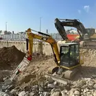 بكلين صغير. Mini excavator
