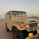 جيب تويوتا موديل 1983 بالرياض للبيع