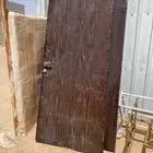 ابوب خشب. جديده. بالمره. حتي الاقفال. باقي. ماركبت العدد 2