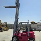 رافعه شوكيه 2.5 طن تويوتا