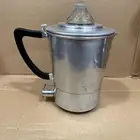 ملقمة قهوة او غلاية قديمة