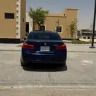 BMW318i